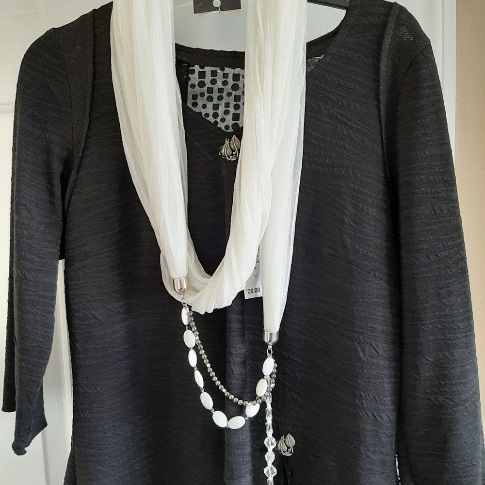 DRESSBARN - NWT - Feminine Jewelry Scarf - Cream